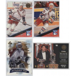 4 ASSORTED HOCKEY CARDS