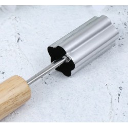 NEW 1 PC GOOHOCHY Stainless Steel Cookie Molds with Flower Shape Biscuit Cutters for Baking Tools