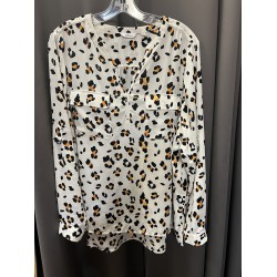 NEW WOMENS PLUS 18 REITMANS Leopard Print Blouse
